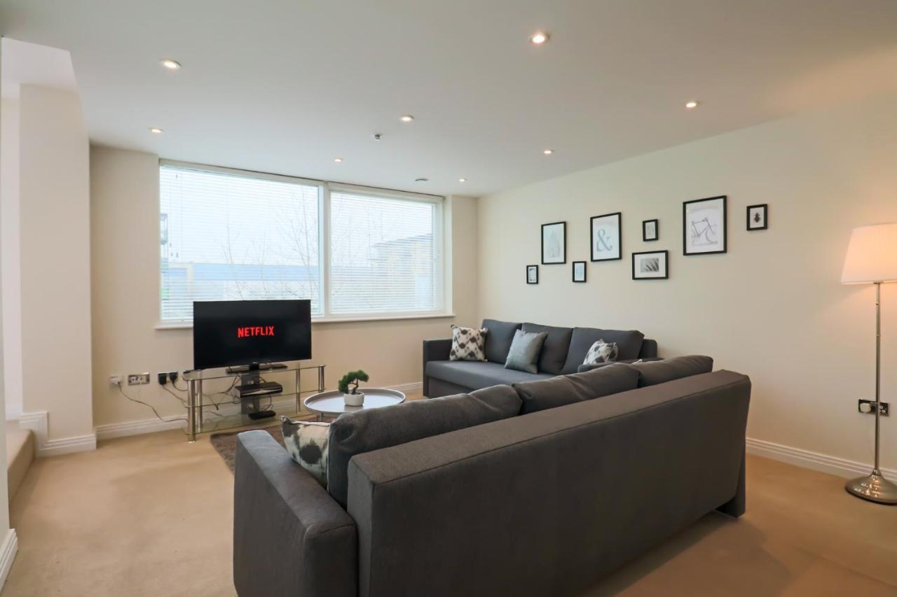 Portfolio Apartments - Welwyn Business Park Вэлвин Гарден Сити Экстерьер фото